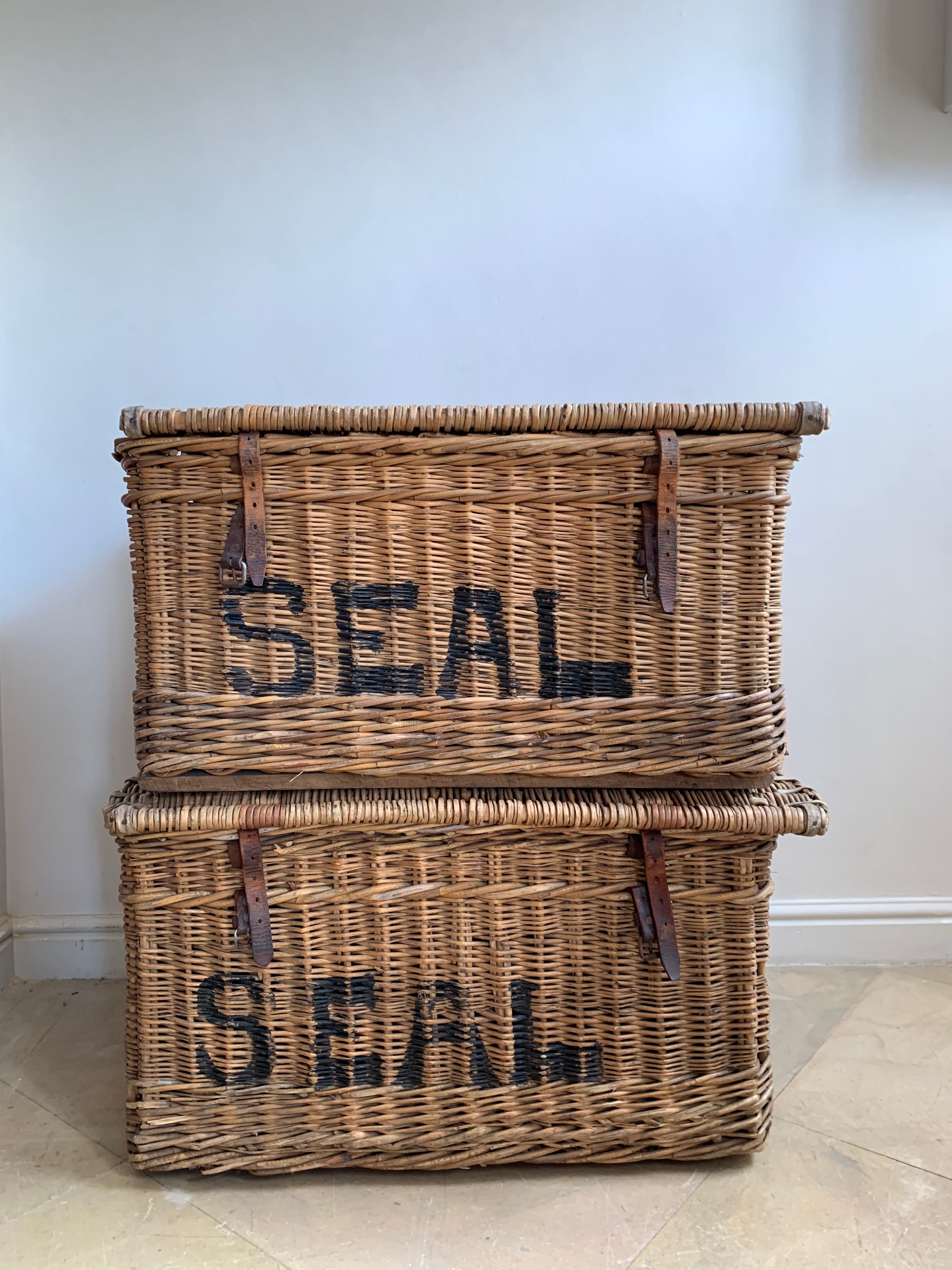 Laundry Baskets - "Seal"