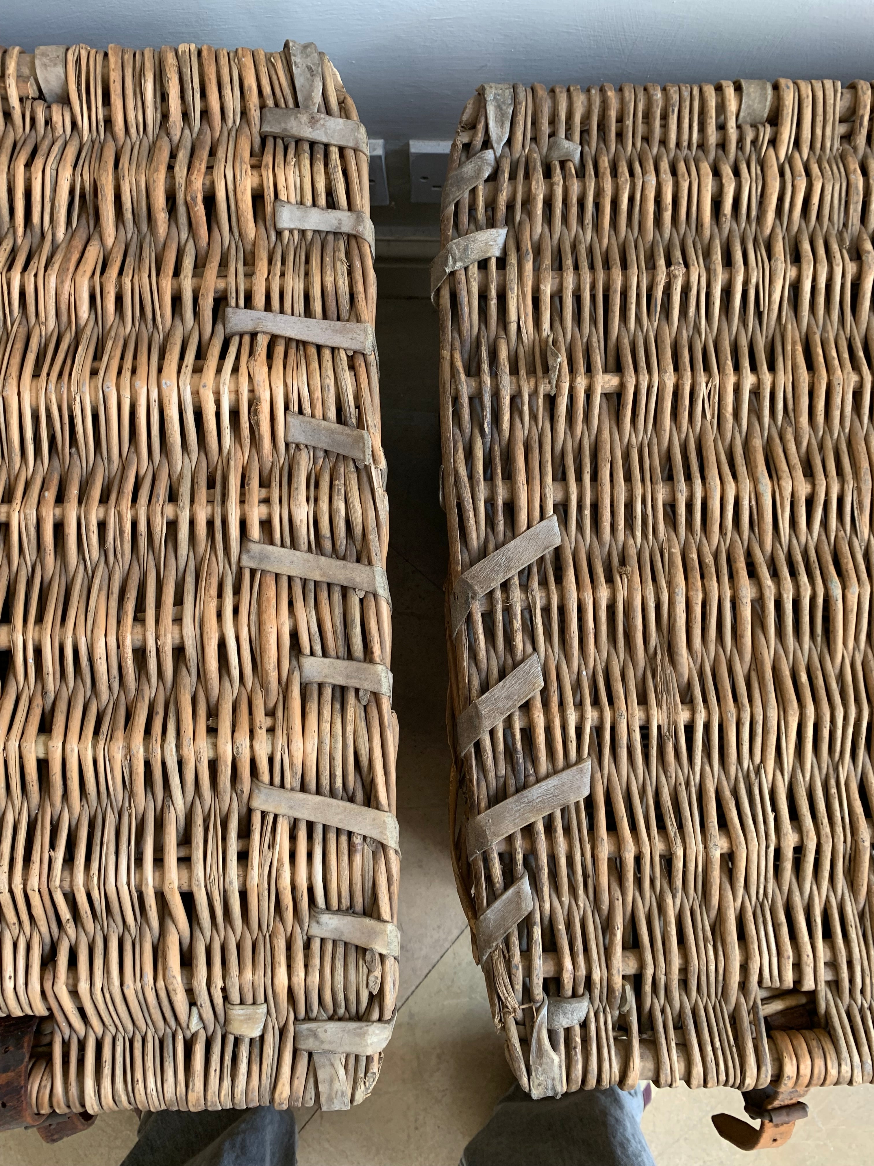 Laundry Baskets - "Seal"