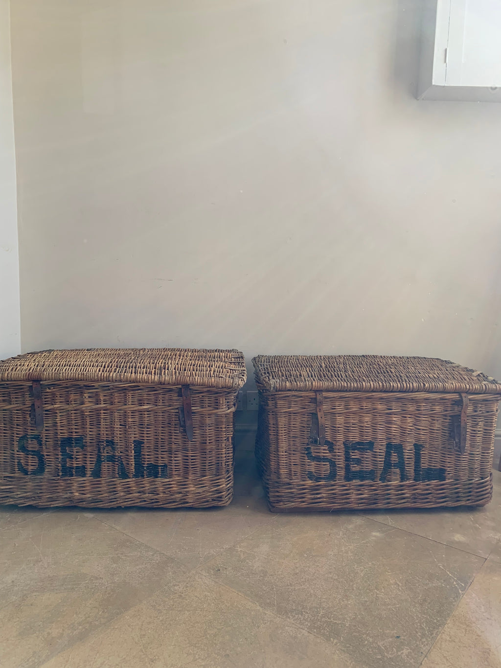 Laundry Baskets - "Seal"