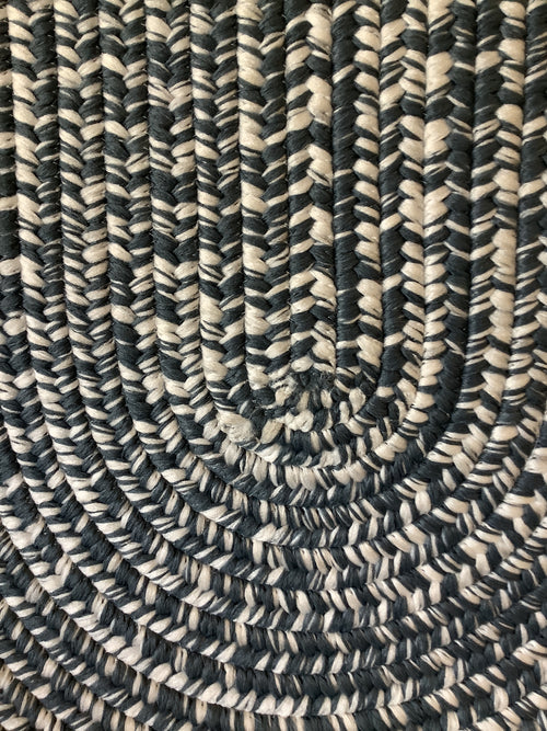 Braided Rug Oval 2x10 No.40 (B)