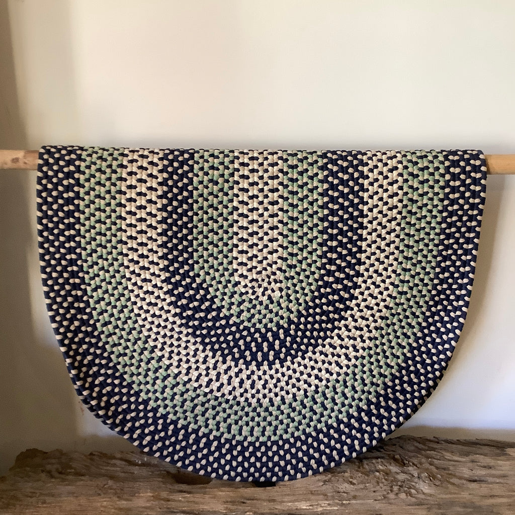 Braided Rug Oval 3 x 5` (B)