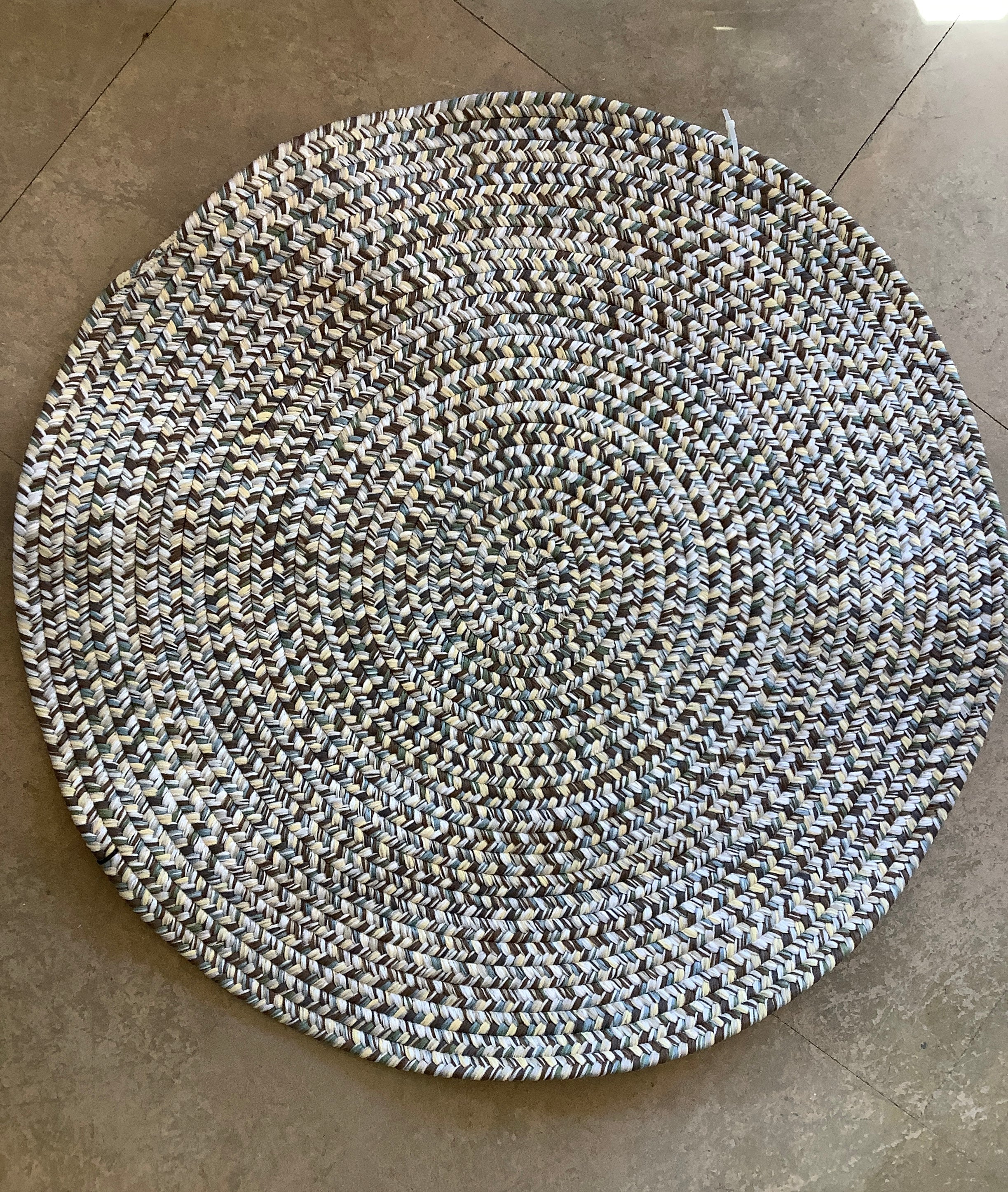 Braided Rug Round 3` No.30