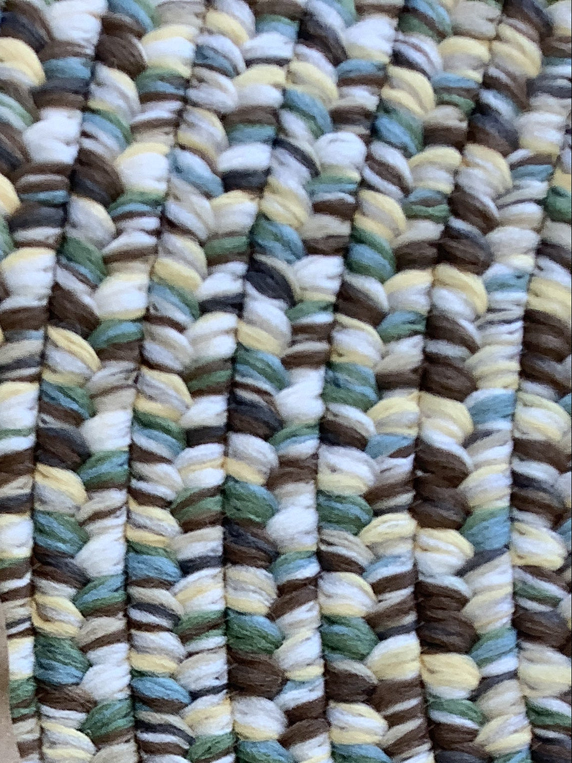 Braided Rug Round 3` No.30 (B)