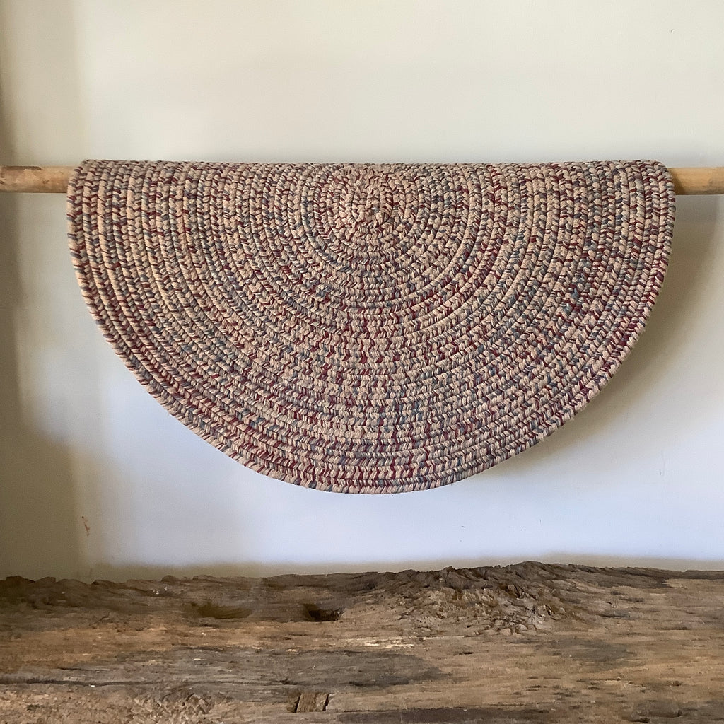 Braided Rug Round 3' (25)