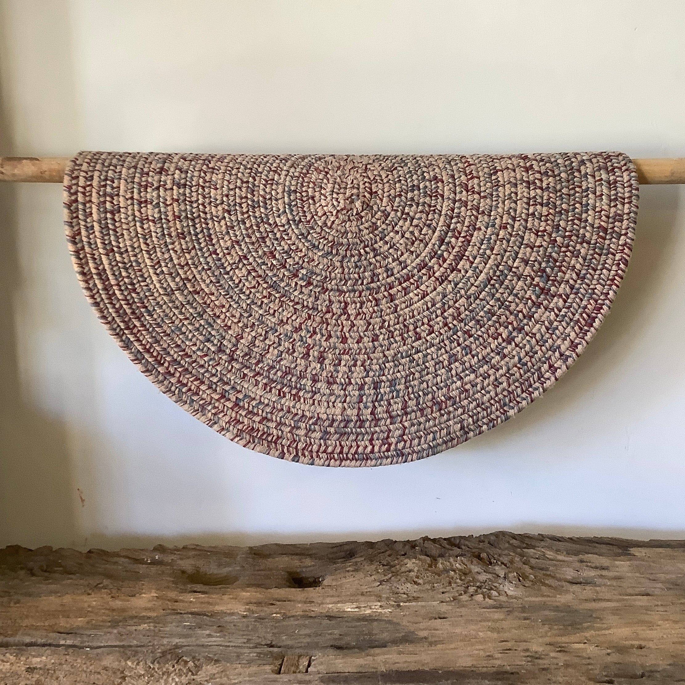 Braided Rug Round 3' (25)