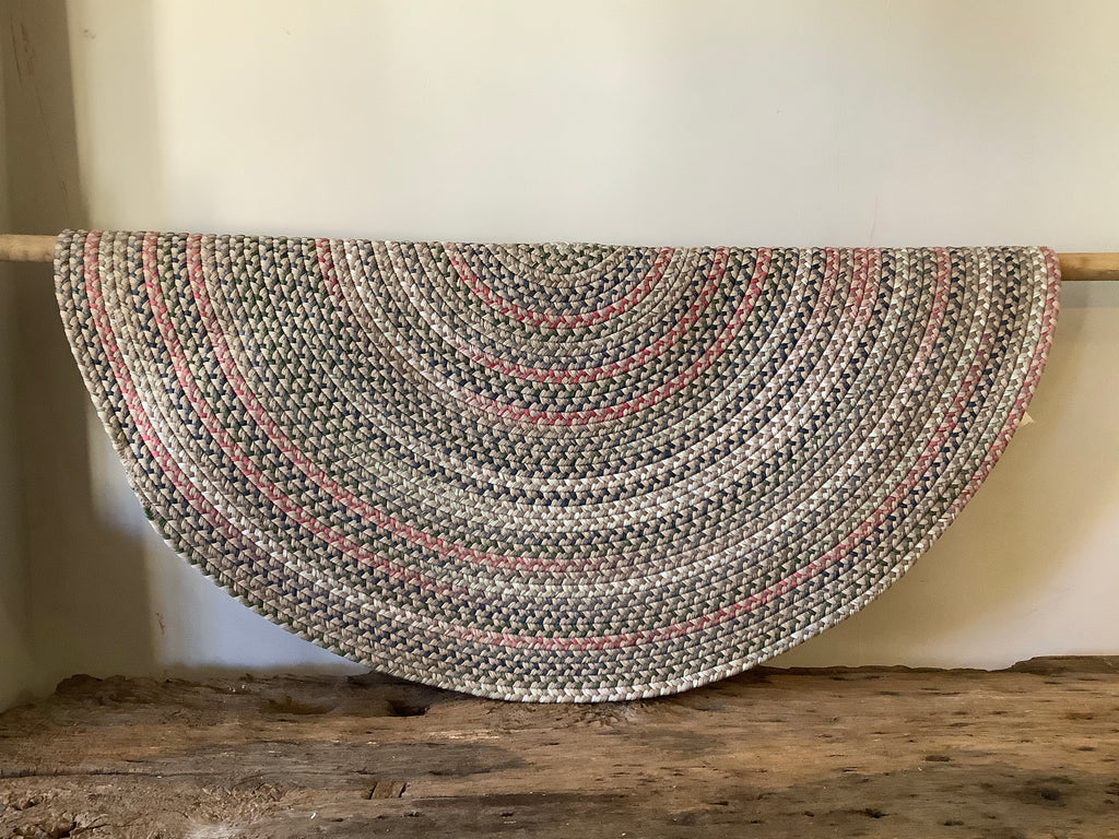 Braided Rug Round 5` No.19