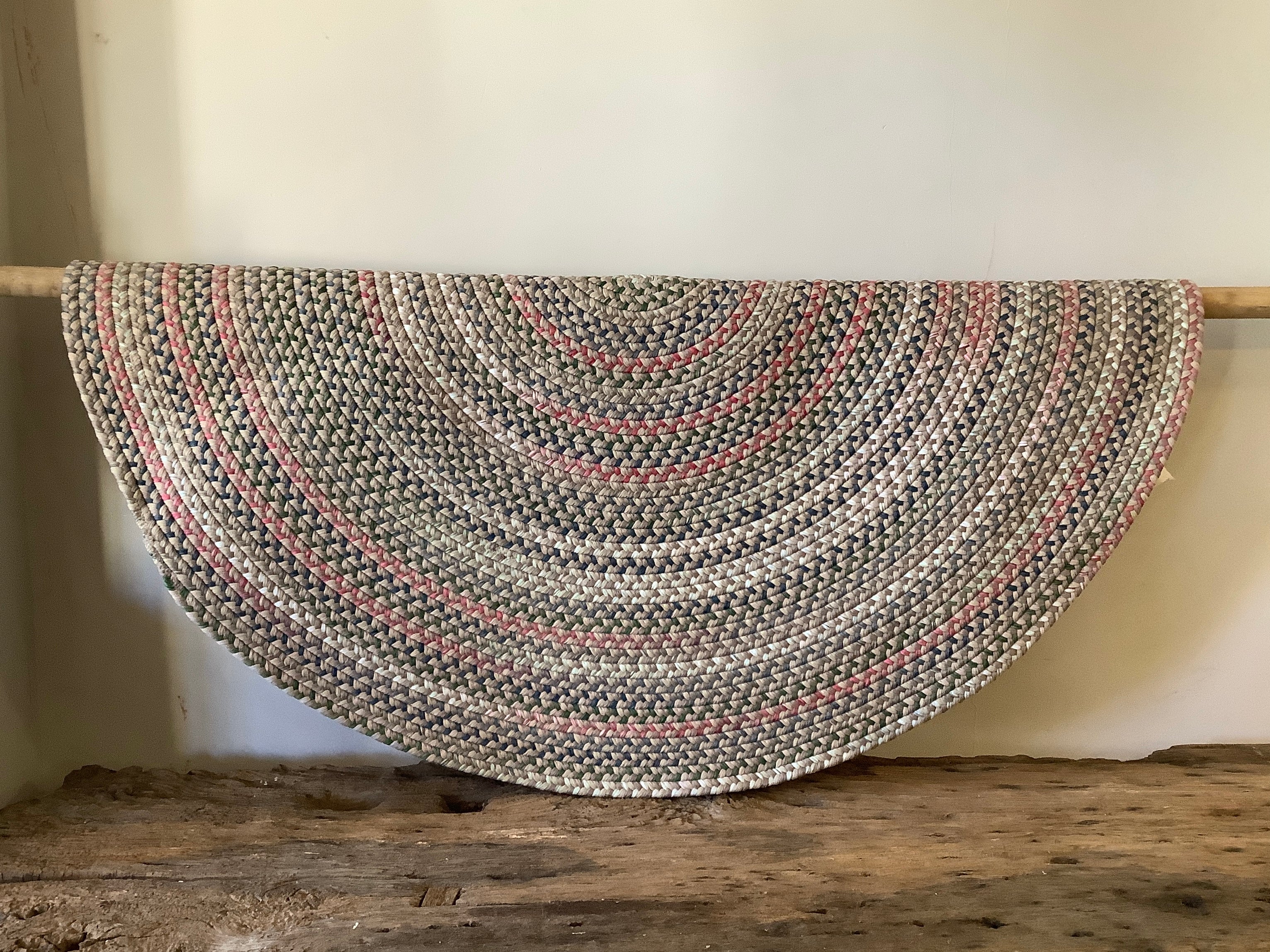 Braided Rug Round 5` No.19