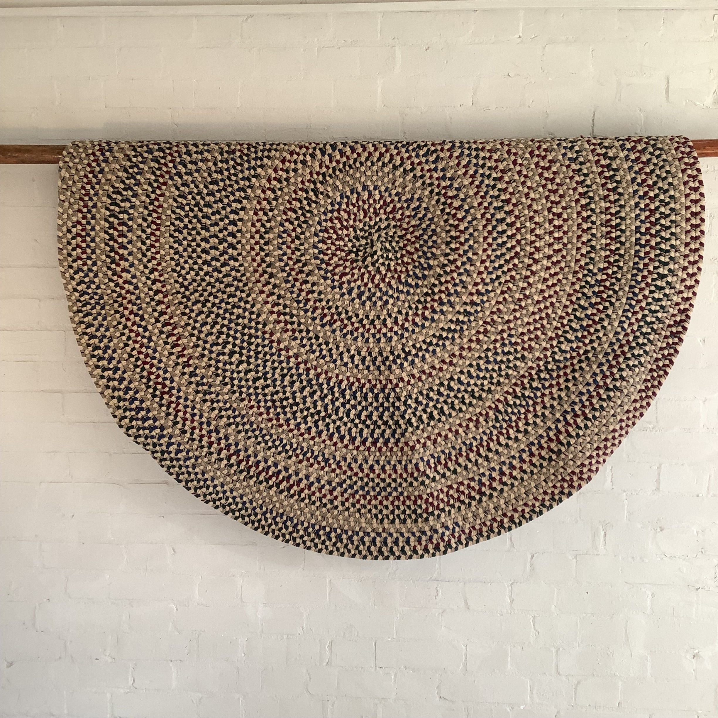 Braided Rug Round 5` No 17