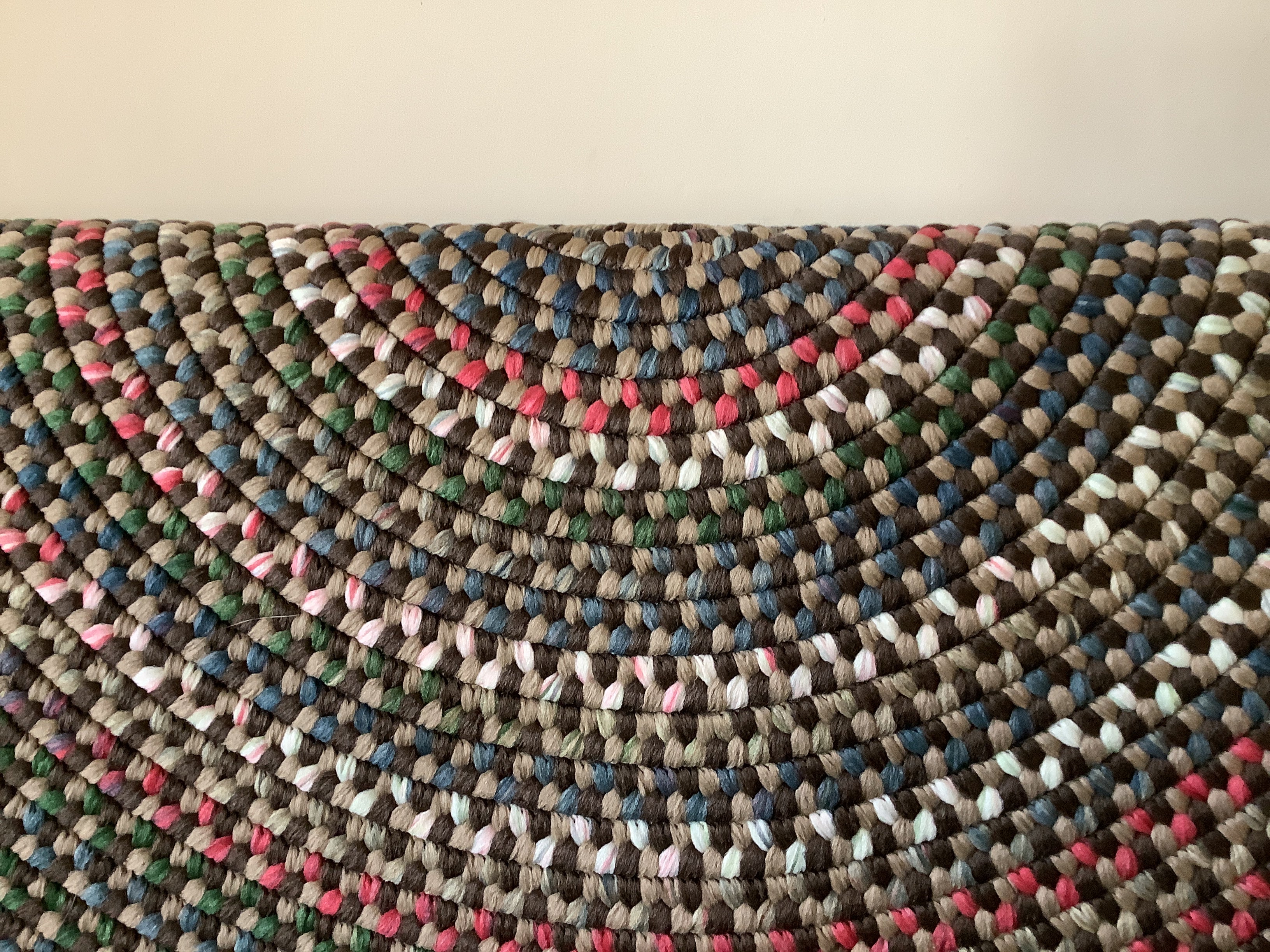 Braided Rug Round 5` No 20